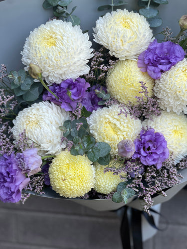 Beautiful Mums Bouquet by Melbourne Florist
